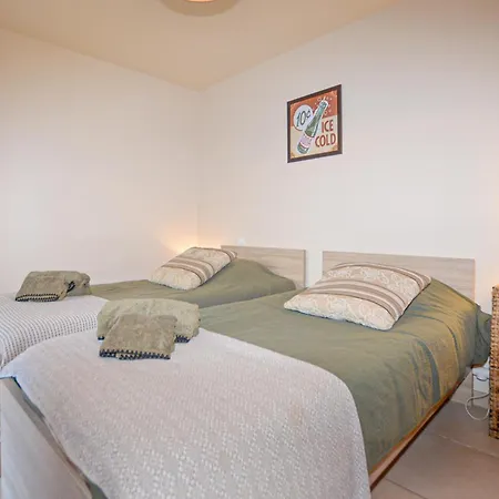 Holiday home 4 Bedroom Amazing In *