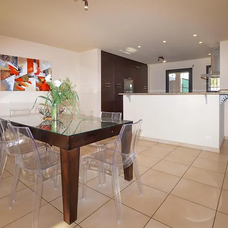 Beautiful In With Kitchen