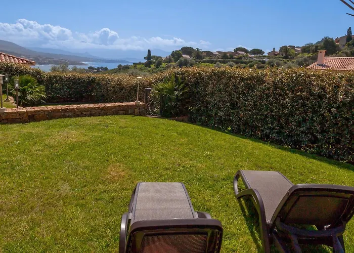 Beautiful In With Kitchen Hébergement de vacances