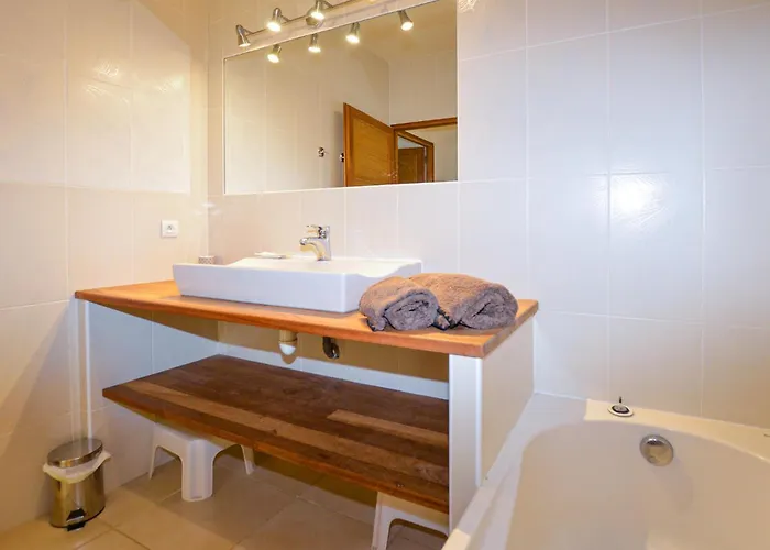 Beautiful In With Kitchen