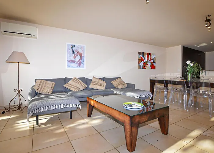 Beautiful In With Kitchen Hébergement de vacances *